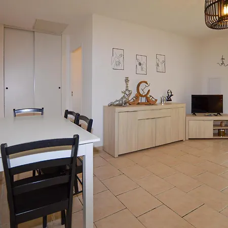 1 Bedroom Awesome In Vignale