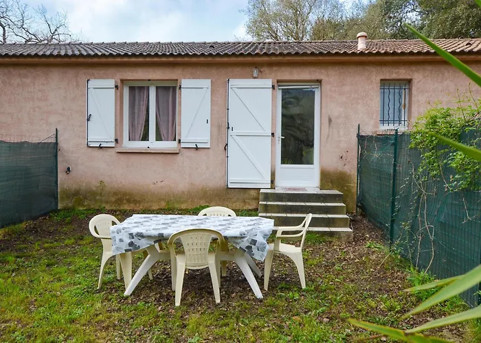 1 Bedroom Awesome In 度假居